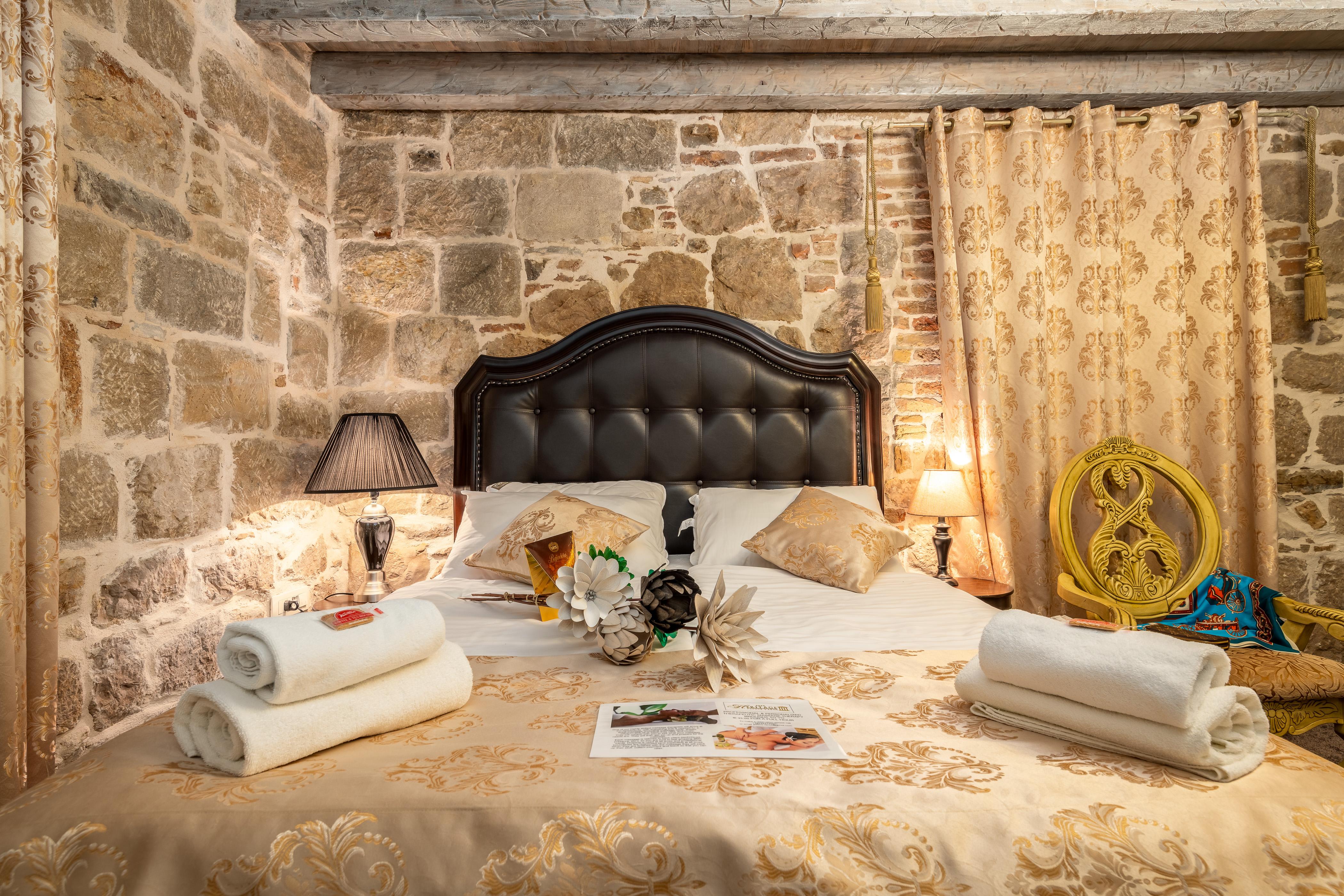 Heritage Palace Varos - Mag Quaint&elegant Boutique