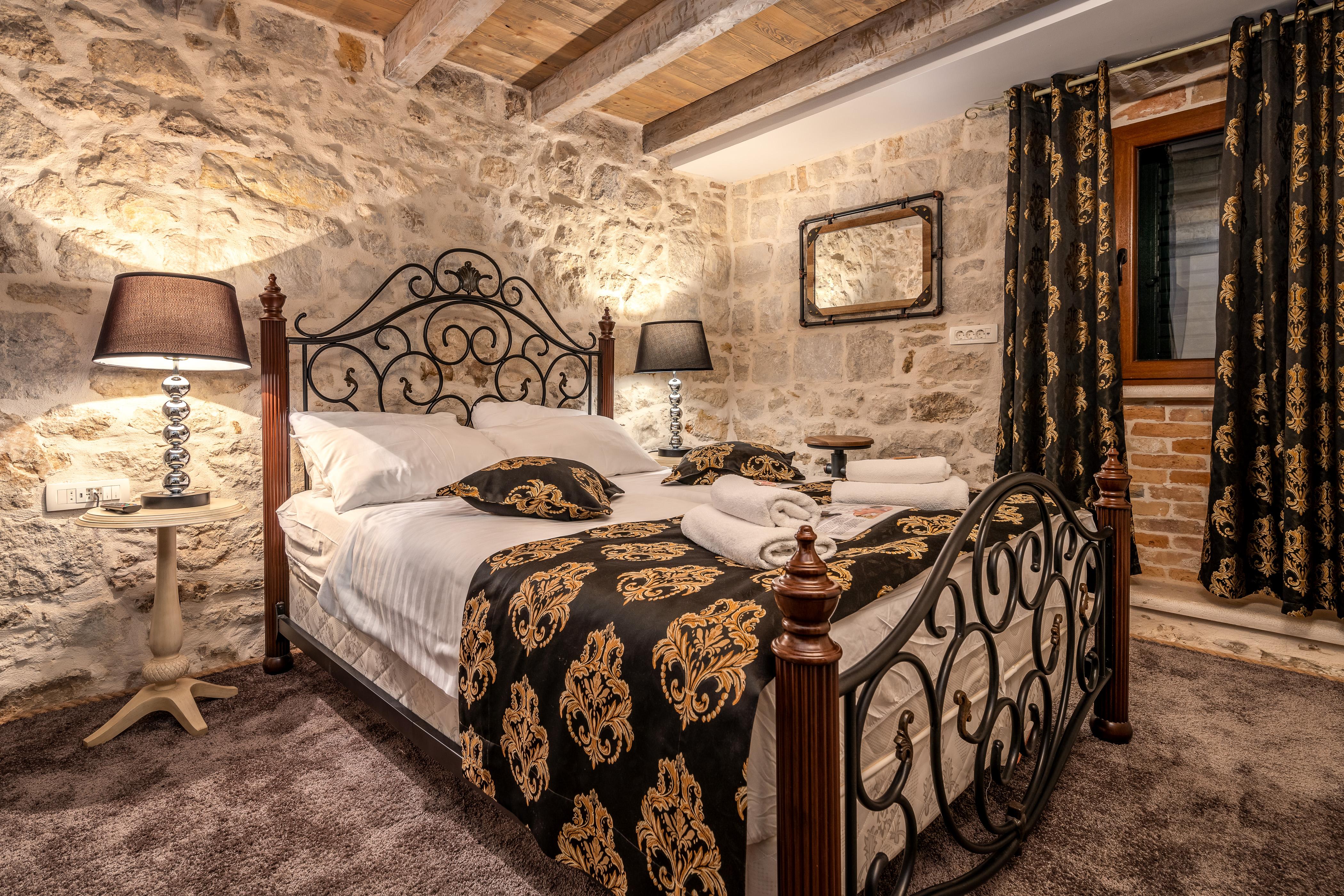 Hotel Heritage Palace Varos - Mag Quaint&elegant Boutique 4*