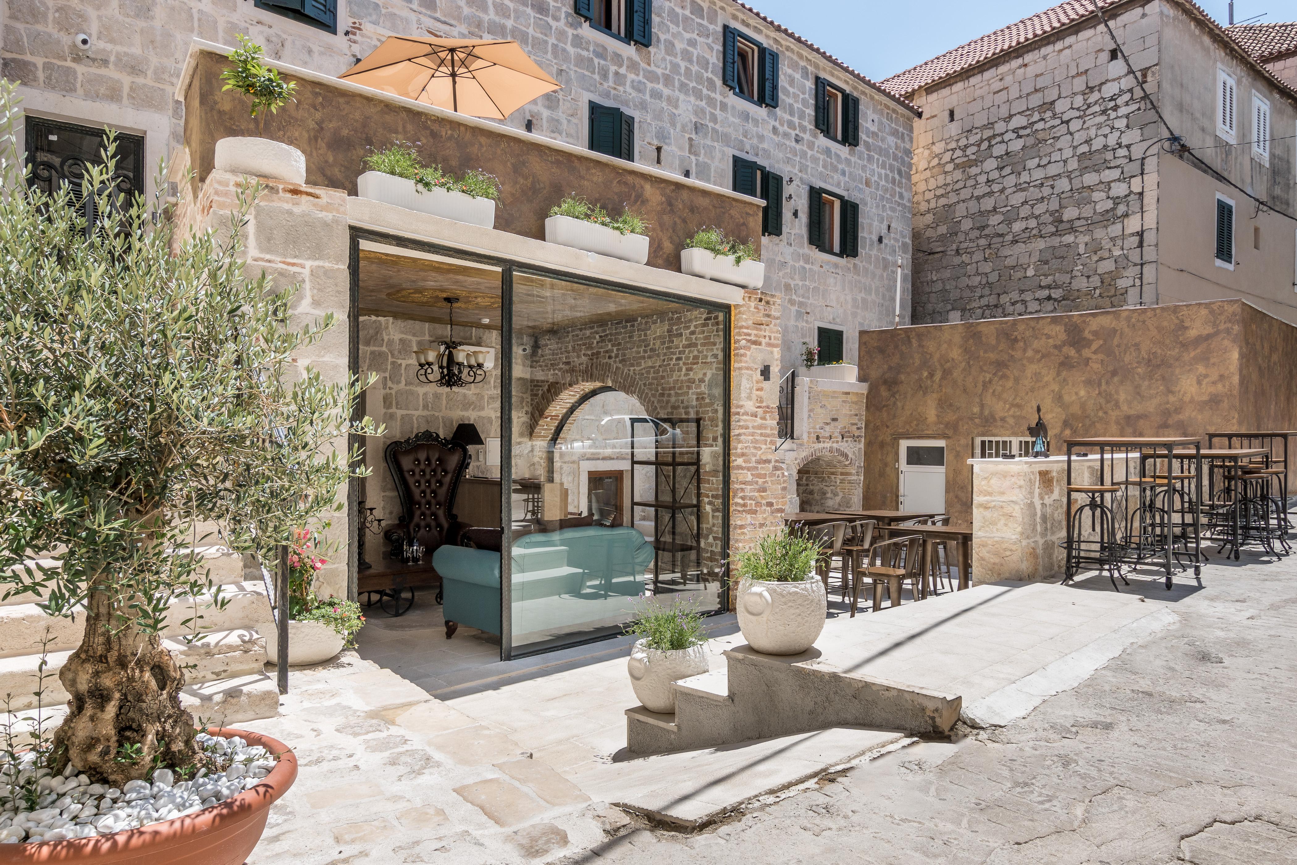 Heritage Palace Varos - Mag Quaint&elegant Boutique Hotel Split