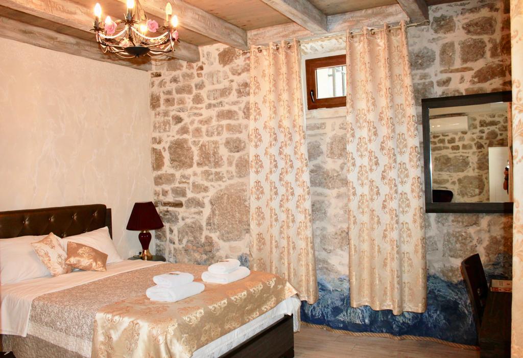 Heritage Palace Varos - Mag Quaint&elegant Boutique Split